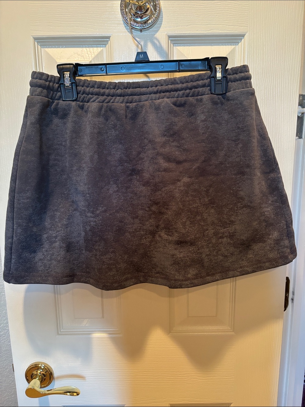 NWT Daily Practice by Anthropologie Courtside Pleated Mini Skirt Charcoal size M - Picture 3 of 3